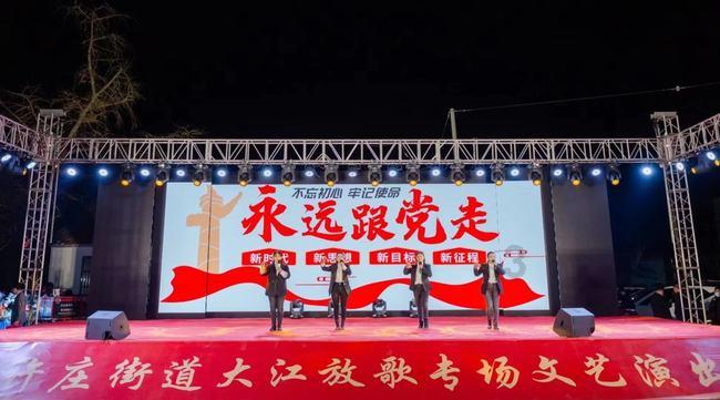 一个女人不爱任何男人，不纠缠任何男人，也没有任何人能伤害到 她？游戏画面